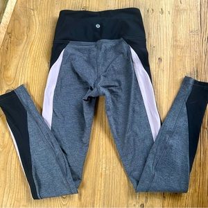 Lululemon Align leggings size 4 28”.  Great condition.